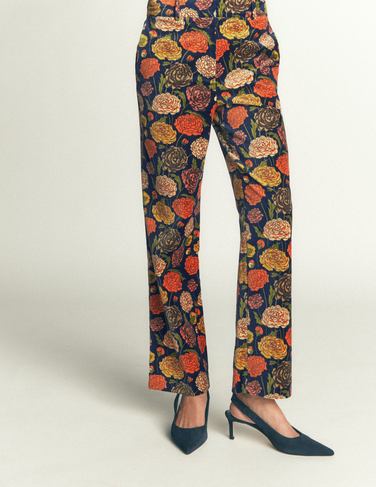 Canonbury Velvet Trousers-Floral Print-7