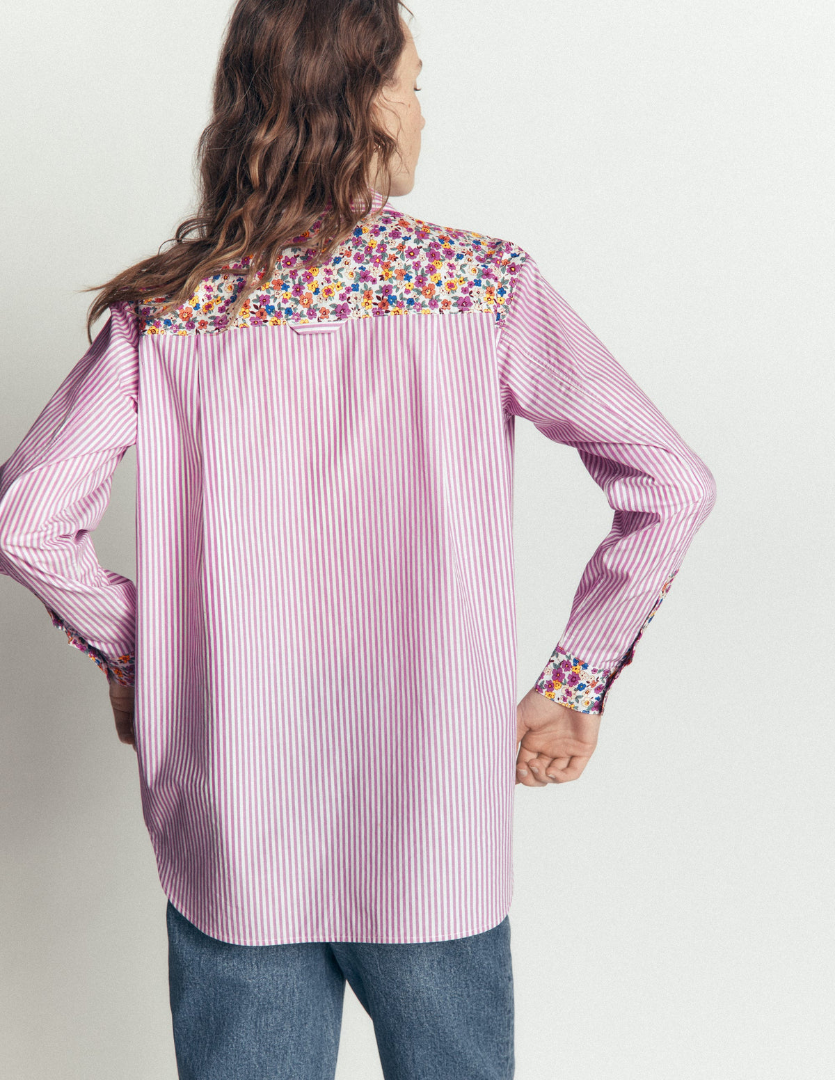 Sienna Relaxed Cotton Shirt-Clover Purple, Hotched Floral - Image 3