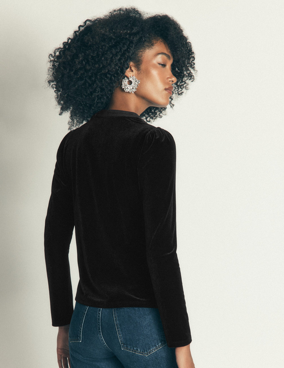 Puff Sleeve Velvet Shirt-Black - Image 3