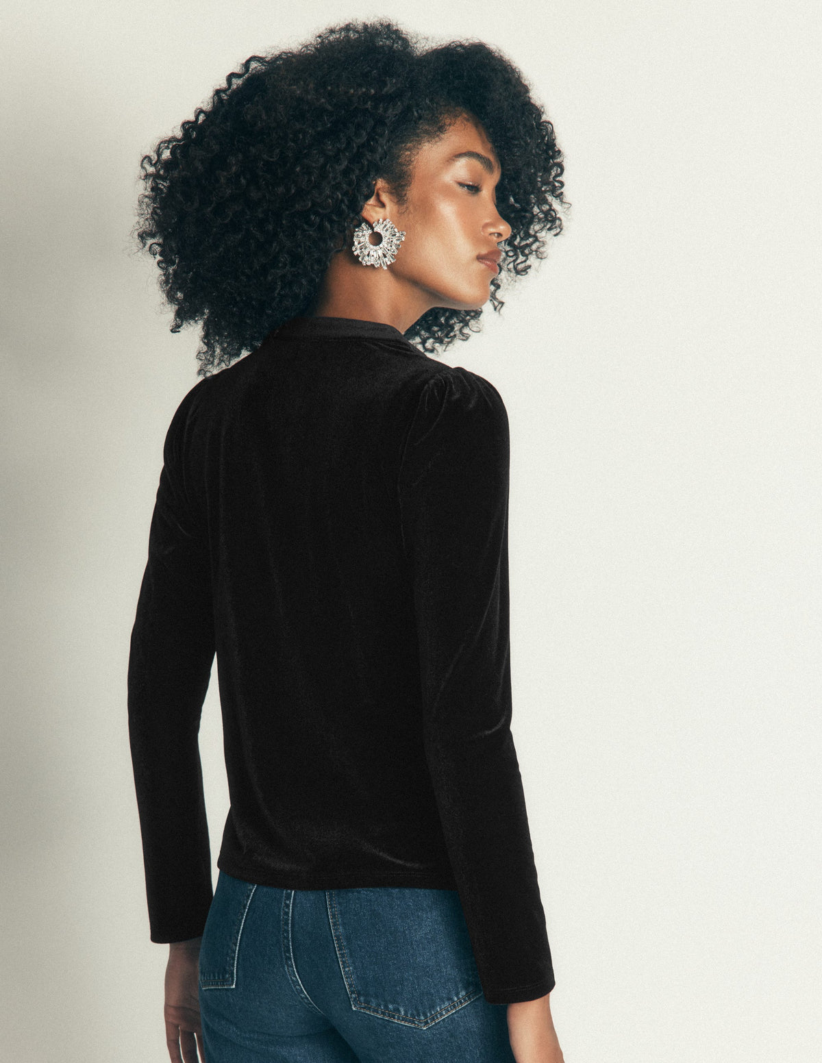 Puff Sleeve Velvet Shirt-Black - Image 3