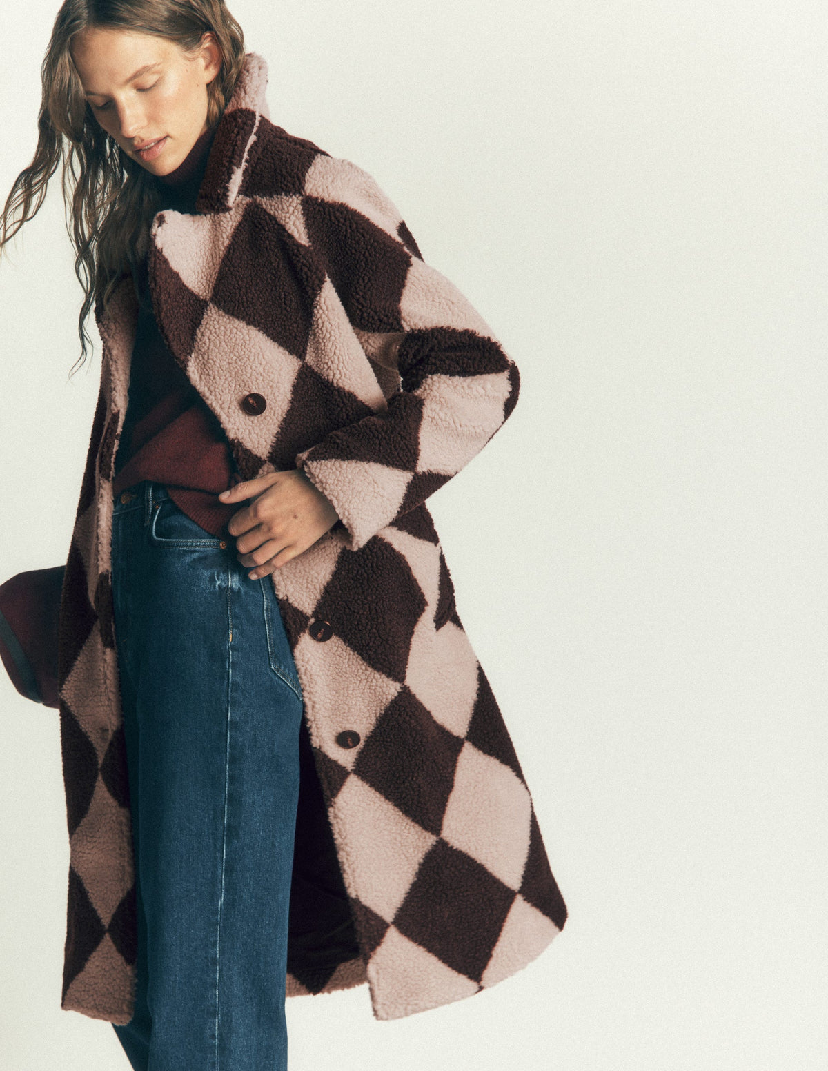 Cotswold Borg Coat-Mink & Brown Giant Borg Argyle - Image 5