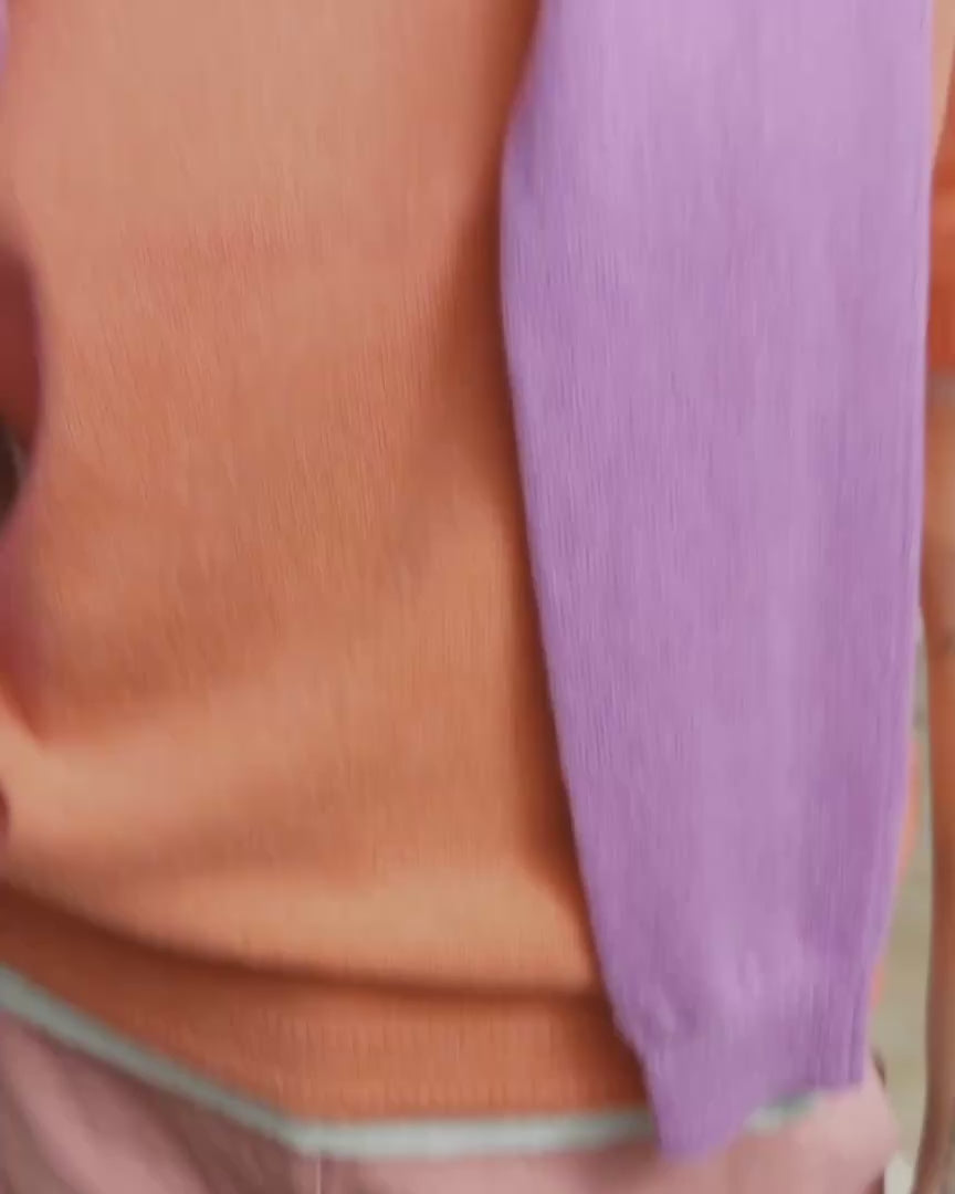 Eva Cashmere V-neck Jumper-Camelia Pink-3